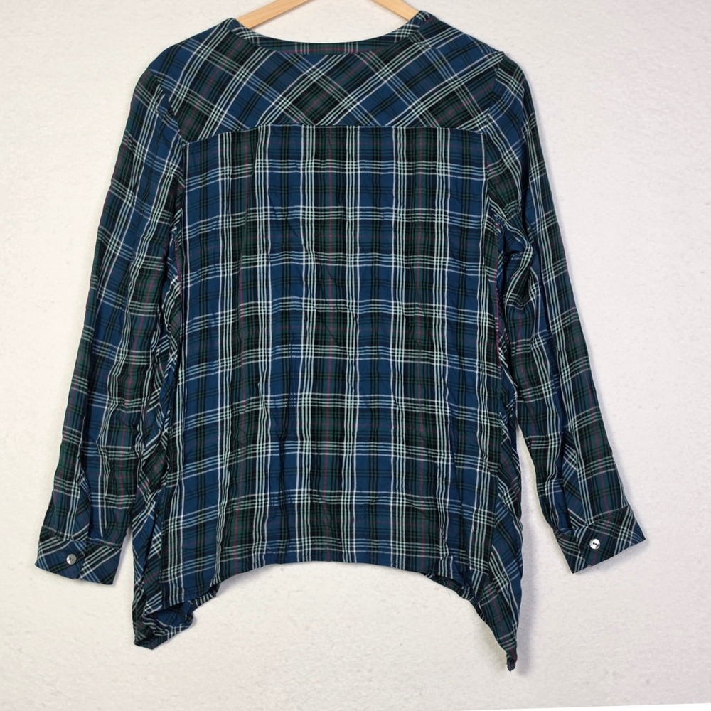 J Jill Women Medium Petite Plaid Rayon Handkerchief Hem Tunic Top Blue - Picture 3 of 9